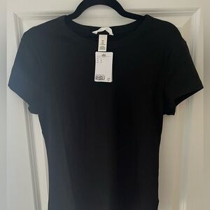 H&M Basics: Ribbed T-shirt!!